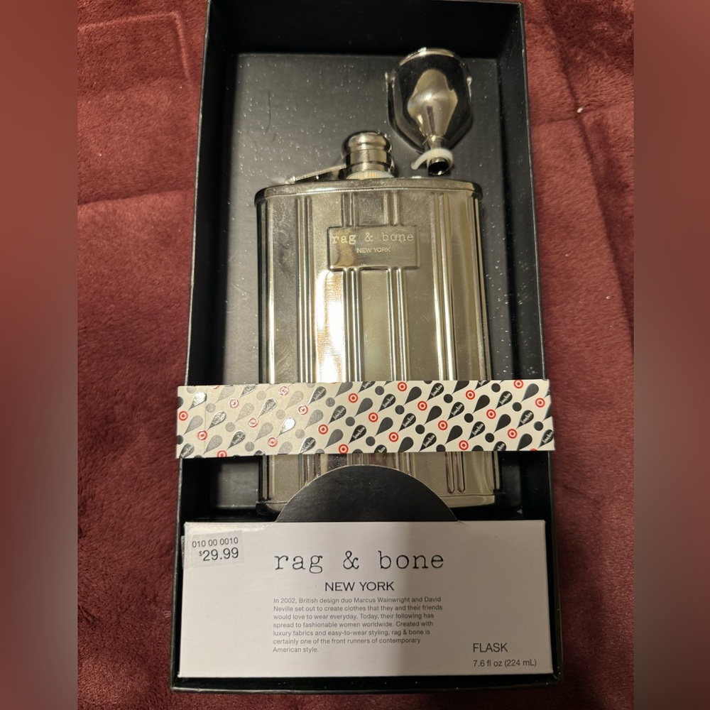 NEW 2012 Target Neiman Marcus Rag & Bone New York Flask & Funnel Box Set Silver
